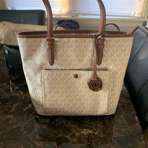 Michael Kors purse